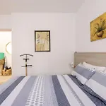 South Side Paradise, With Balcony Sea View And At 80 M La Listada