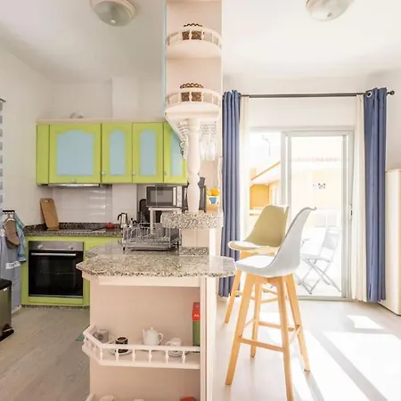 South Side Paradise, With Balcony Sea View And At 80 M Daire La Listada