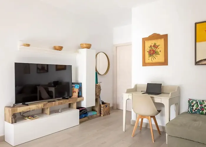 South Side Paradise Apartman *