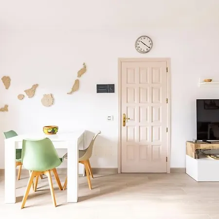 South Side Paradise La Listada