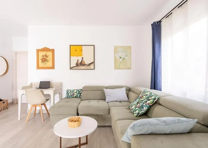 Apartment South Side Paradise La Listada